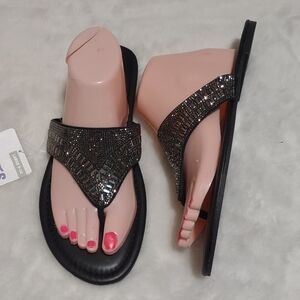 Sandal shoes for women size 9